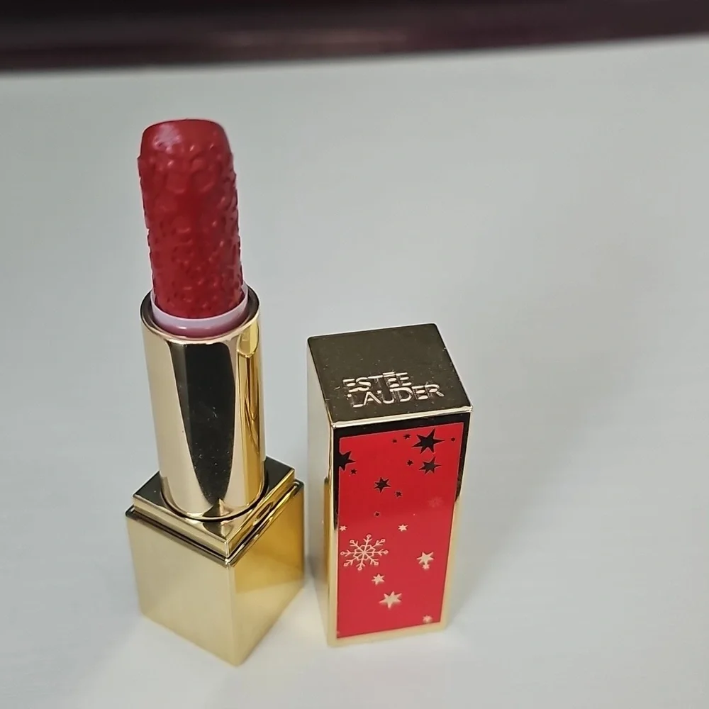 Estee Lauder Pure Color Envy Immortal Red Lipstick Shade 540